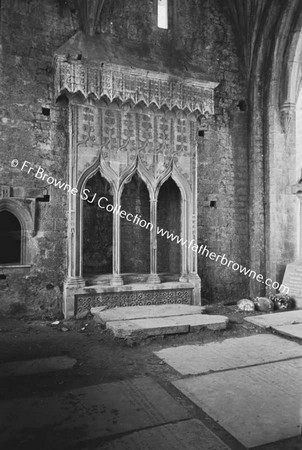 HOLY CROSS ABBEY  TOMB OF GOOD WOMANS SON